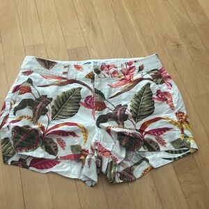 Mid rise Old Navy short